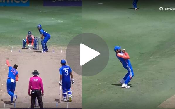 [Watch] Rohit Takes One Of The 'Easiest' Catch Of His Career; Axar Strikes In Powerplay